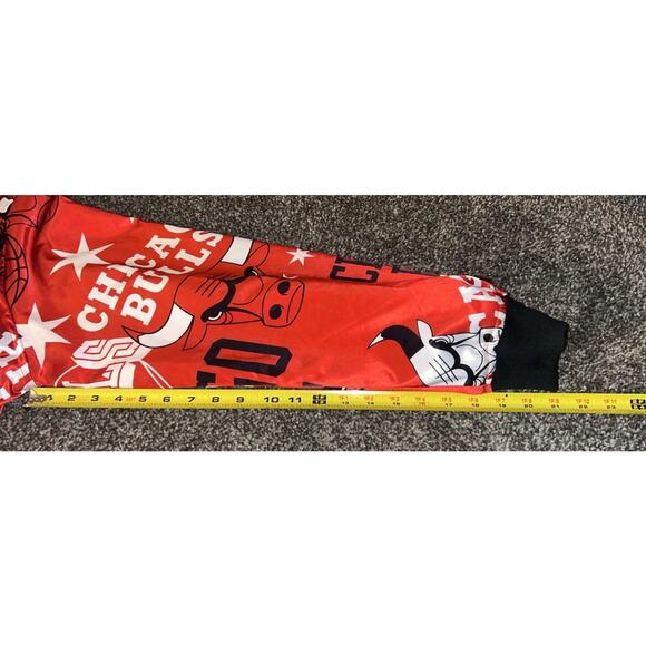 Mens PRO STANDARD Chicago Bulls NBA Satin Bomber Jacket Sz XL NWOT - Picture 9 of 12